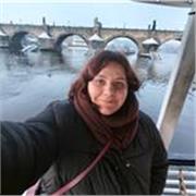 Profesora particular principalmente de edades en Primaria. Con nivel de inglés superior, apto para cursos superiores.