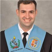 Profesor de Historia que imparte clases particulares a todas las edades