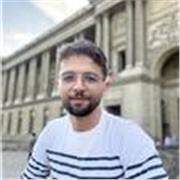 Architecte de formation, expérimenté, je suis prêt à vous faire atteindre vos objectifs. 