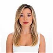 Profesora imparte clases de castellano tanto en online como de forma presencial. 