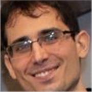 Ho una laurea magistrale in filologia moderna e una in scienze storiche. Ho quasi terminato un percorso magistrale in filosofia