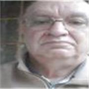 Prof de math pour le collège. Prêt à vous accompagner dans le défi des maths 