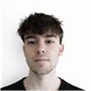 Estudiante de universidad en la carrera de Estudios Ingleses con entendimiento y aptitudes de mínimo nivel C1