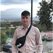 Soy nativo de inglés (Irlanda), y actualmente estoy de Erasmus aquí en Málaga hasta finales de julio