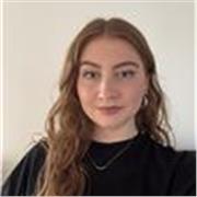 Français pour adultes, enfants, étudiants. 
À distance. 
Étudiante en 5e année en événementiel, communication et RP