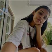 Profesora de castellano, sociales y matemáticas con experiencia en niñas y niños