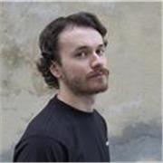 Laureato in Sociologia e Criminologia e autore in ambito editoriale offre ripetizioni e aiuto studio per materie umanistiche