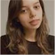 Profesor de apoyo escolar en clases especializadas de español