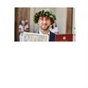 Profesor de español e italiano como lenguas extranjeras, motivado y apasionado, doy clases a cualquier tipo de alumnado.