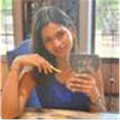 An English Tutor Who Teaches Children Up To High School. Shreya
