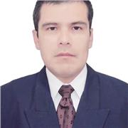 Licenciado en Biología y Química, de la ciudad de Huancayo