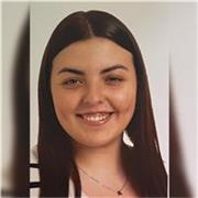 Graduada en Educación Infantil, responsable y cercana, con experiencia trabajando con niños. Imparto clases de apoyo y refuerzo.