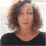 Laureata in economia e gestione dei servizi turistici (economia aziendale Ca' Foscari) offre lezioni da remoto o in zona Conegliano