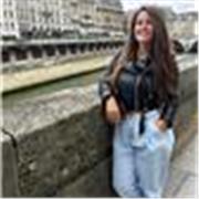 Laureata in Giurisprudenza, aiuto ad ideare un metodo di studio e affianco lo studente in ogni sua necessità: dalla semplice ripet