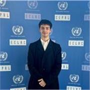 Profesor de historia y formación ciudadana con experiencia en jóvenes de primero a cuarto medio