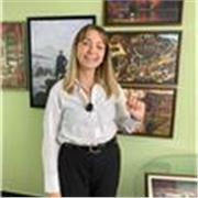 Professoressa con esperienza di italiano per nativi e per stranieri