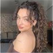 Graduada en Nutrición Humana y Dietética con un máster en Salud Pública, con muchas ganas de enseñar y aprender