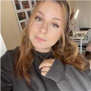 Lola Bouharati