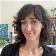 Disponibile per aiuto compiti (elementari/medie) e italiano in presenza o online, se in presenza zona Parma città e limitrofi