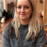 Experienced coach helping young people and adults build confidence, focus, and resilience through online sessions