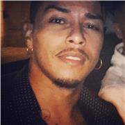 Ragazzo madrelingua inglese, con  12 anni di esperienza offre lezioni private di inglese per bambini e adulti