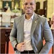 Profesional del marketing proactivo dinámico apasionado comunicador emprendedor 