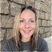I am a creative, adaptable and attentive teacher. I individually tailor my sessions for the diverse range of students I tutor. 