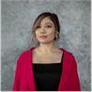 English teacher with focus on working with teens and adults.