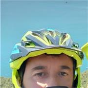Maestro di ciclismo della Federazione Ciclistica Italiana di 2 livello. Andare in bicicletta con passione e in sicurezza