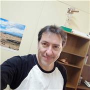 Enseño física y matematica a alumnos universitarios y de educación media