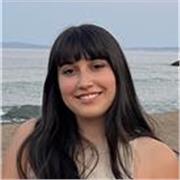Profesora titulada en Español y Ingles para extranjeros con más de 3 años de experiencia, imparto las clases de forma online 