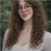 Profesora madre lengua de apoyo escolar especializada en clases de italiano y arte