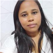 Sou estudante de pedagogia tenho experiência como babá, fiz estágio como professora infantil e dei aula de reforço escolar