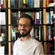 Aulas de língua portuguesa (gramática, interpretação de texto, literatura e redação) e filosofia