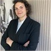 Italienischlehrerin für Erwachsene und Studierende, mit Erfahrung – Online- und Präsenzunterricht