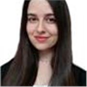 Graduada en Turismo, especializada en Inglés con experiencia de clases particulares de más de 2 años 