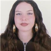 Llevo impartiendo clases 3 años a chicxs de primaria y ESO para sacar unos ahorros para la carrera de forma honrada