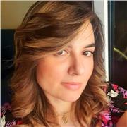 Laureata impartisce sia di presenza che online lezioni di italiano per stranieri