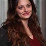 Insegnante di livello madrelingua per francese, ma anche inglese!
Tutor with mothertongue French that can also teach English!