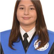 Estudiante de Universidad de historia con B1 de Inglés y Francés. Persona divertida y que persigue sus objetivos