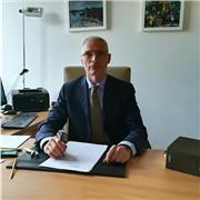 Diritto del lavoro a Studenti universitari che debbono sostenere l'esame o preparare la tesi