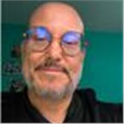 Ingeniero con amplia experiencia de vida y vocación docente,iniciando su camino en la enseñanza, experiencia con grupos reducidos.