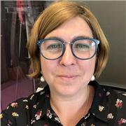 Profesora de marketing online y offline B2B y B2C