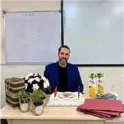 profesor de idiomas repleta de energía par dar clases de español e inglés disponible varias horas.