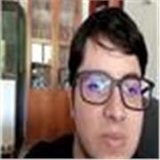 Soy una persona joven que tiene los conocimientos y herramientas necesarias para ayudar en inglés a alumnos de primaria y ESO