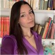 di giurisprudenza insegna diritto in tutte le sue diramazioni. Pregresse esperienze di insegnamento e di stage nel settore giuridico