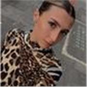 Offro lezioni private per ragazzi delle scuole elementari medie e superiori. Ho già aiutato molti studenti in questo in passato!