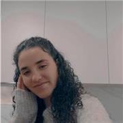 Soy maestra especializada en inglés. Además poseo mucha experiencia en este ámbito puesto que he estado en academias, colegios (clases extraescolares) y dando clases particulares desde que tengo 18 años. Me encanta enseñar y me encanta ver mejorar a los n