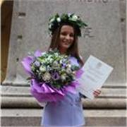 Studentessa universitaria con esperienza di 4 anni in aiuto compiti, offre ripetizioni online per materie umanistiche.