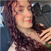 Docente de Inglés y Francés enfocadas en el mejoramiento de las diferentes habilidades